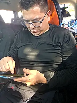 Snapshot of lucho8690 chatting on 01/10/26, 07:09 lucho8690 online show from 01/10/26, 07:09