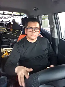 Snapshot of lucho8690 chatting on 01/09/26, 10:39 lucho8690 online show from 01/09/26, 10:39