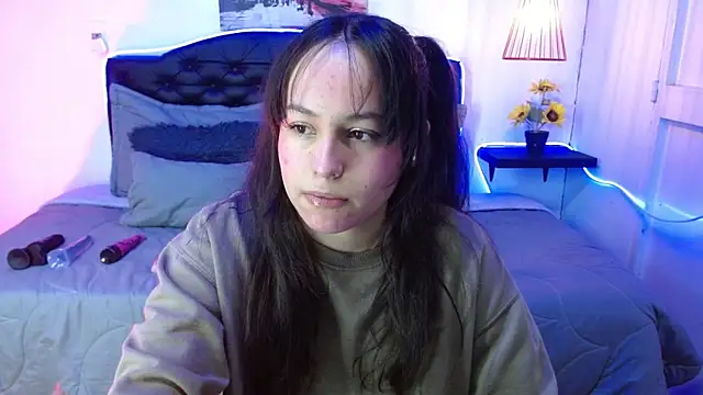 Eymmy 24 online show from 09/22/25, 03:23