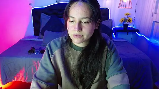 Eymmy 24 online show from 09/21/25, 05:45