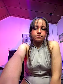 Eymmy 24 online show from 10/04/25, 02:35