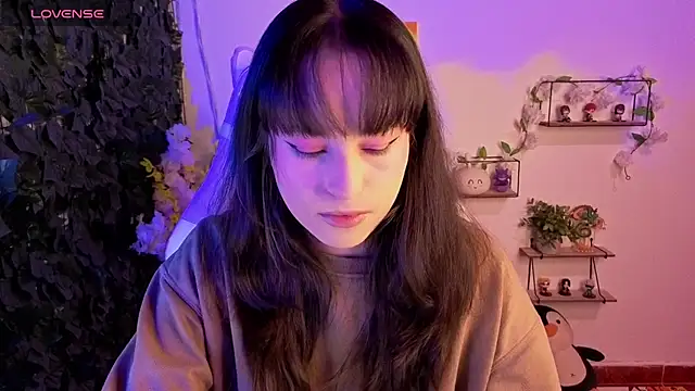 Eymmy 24 online show from 04/15/26, 01:33