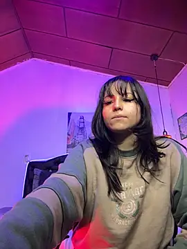 Eymmy 24 online show from 10/21/25, 03:06