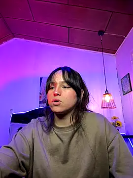 Eymmy 24 online show from 10/12/25, 03:30