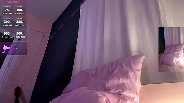 Snapshot of MaryjaneSpider chatting on 04/02/26, 07:20 MaryjaneSpider online show from 04/02/26, 07:20