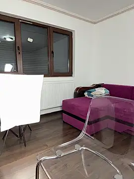 MiaKiittyy online show from 10/30/25, 12:53