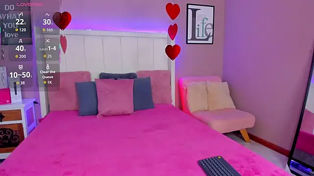 sarahyessica online show from 03/21/26, 06:34