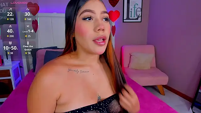 sarahyessica online show from 04/23/26, 05:14