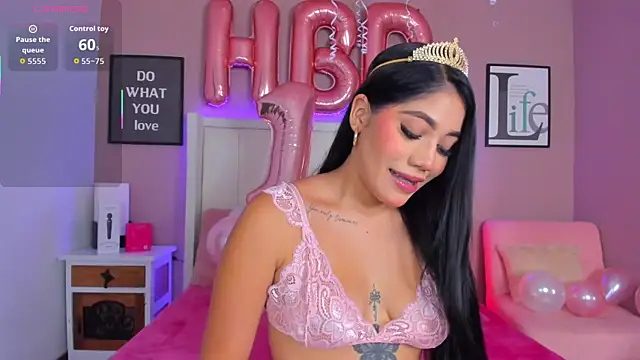 sarahyessica online show from 05/07/26, 08:12