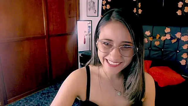 Sofia-mel online show from 09/12/25, 10:42