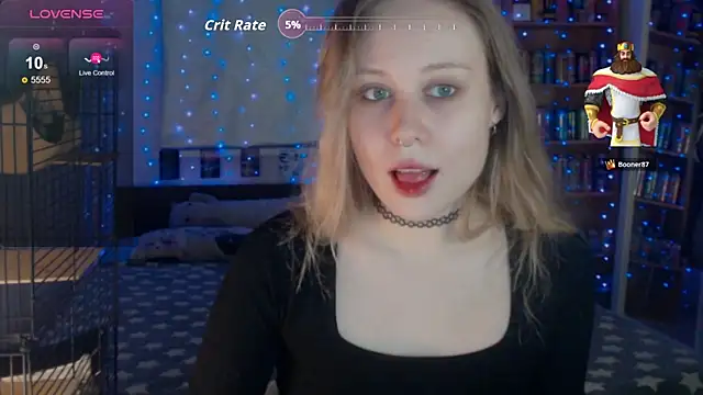 Snapshot of s1lvercherub chatting on 12/21/25, 03:25 s1lvercherub online show from 12/21/25, 03:25