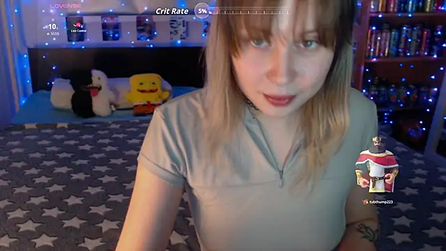 Snapshot of s1lvercherub chatting on 02/23/26, 09:15 s1lvercherub online show from 02/23/26, 09:15