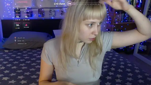 Snapshot of s1lvercherub chatting on 06/15/26, 03:23 s1lvercherub online show from 06/15/26, 03:23