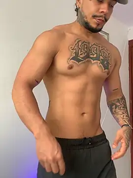 DeimonOficial online show from 10/21/25, 04:28