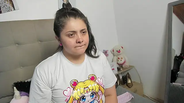 TifanyAmazinng online show from 11/13/25, 12:31