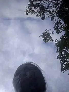 Snapshot of PhamPm70 chatting on 10/11/25, 12:33 PhamPm70 online show from 10/11/25, 12:33