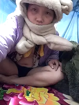 Snapshot of PhamPm70 chatting on 01/10/26, 02:45 PhamPm70 online show from 01/10/26, 02:45