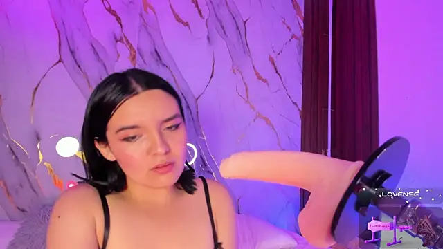 alicecute77 online show from 12/19/25, 02:30