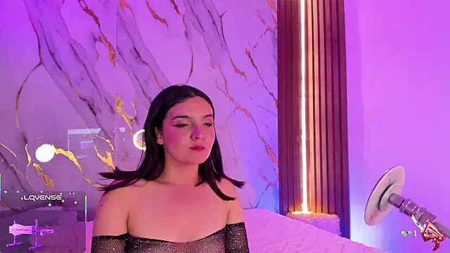 alicecute77 online show from 10/18/25, 11:51