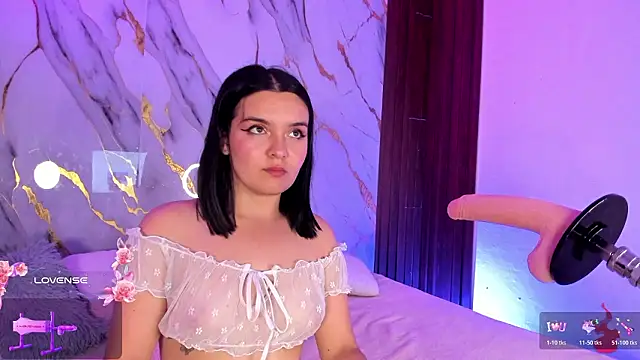 alicecute77 online show from 02/02/26, 02:21