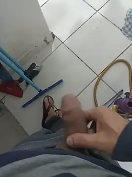 comobucetinhas online show from 06/19/26, 08:03