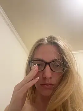 blondebaddi online show from 11/07/25, 03:55