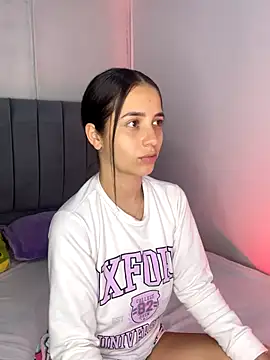 Snapshot of dalianataba chatting on 10/27/25, 04:30 dalianataba online show from 10/27/25, 04:30