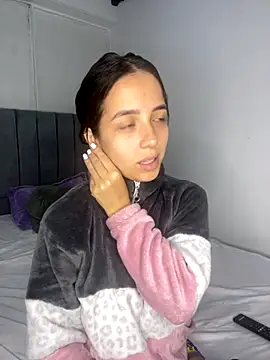 dalianataba online show from 10/21/25, 03:55