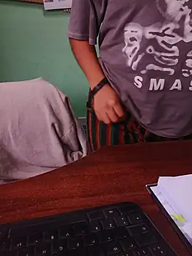 Suandenilo7 online show from 10/31/25, 04:36