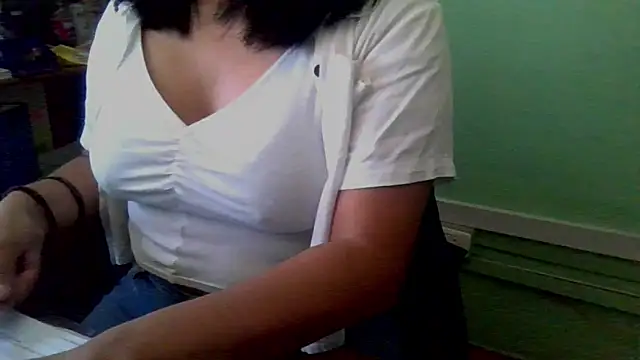 Suandenilo7 online show from 10/21/25, 06:18