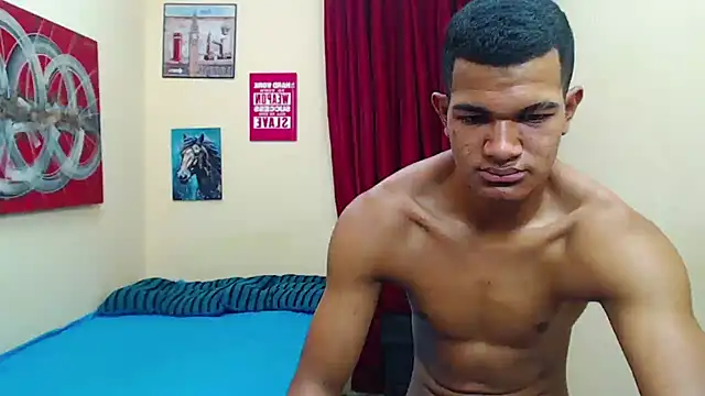 Snapshot of Black_hugecock chatting on 10/31/25, 01:08 Black hugecock online show from 10/31/25, 01:08