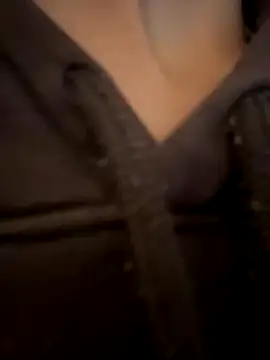 Aleja ruizz online show from 11/26/25, 08:20