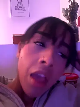 Aleja ruizz online show from 09/22/25, 03:45