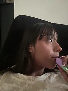 Aleja ruizz online show from 11/05/25, 10:02