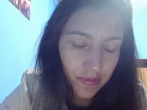 SarahFriendly online show from 04/23/26, 01:23