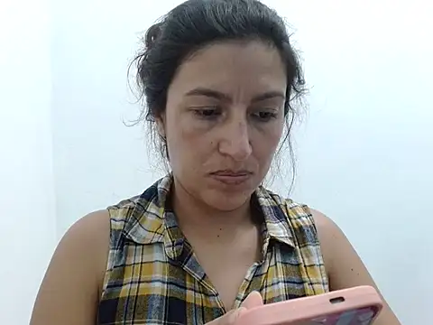 SarahFriendly online show from 05/03/26, 10:02
