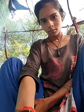 Snapshot of Gulika_Doshi chatting on 10/20/25, 01:29 Gulika Doshi online show from 10/20/25, 01:29