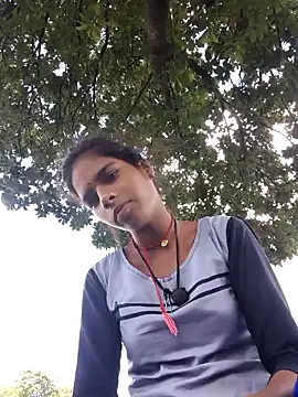 Snapshot of Gulika_Doshi chatting on 10/04/25, 06:59 Gulika Doshi online show from 10/04/25, 06:59