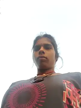 Snapshot of Gulika_Doshi chatting on 10/08/25, 12:56 Gulika Doshi online show from 10/08/25, 12:56