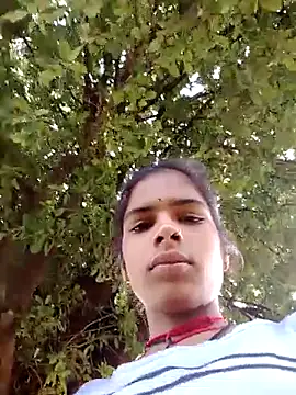 Snapshot of Gulika_Doshi chatting on 09/16/25, 02:56 Gulika Doshi online show from 09/16/25, 02:56