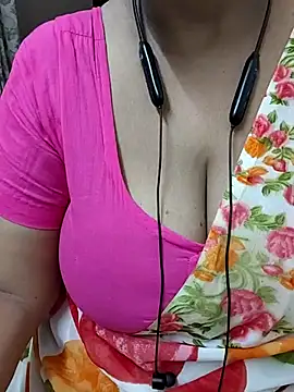 Snapshot of tami_lavanya chatting on 06/17/26, 06:35 tami lavanya online show from 06/17/26, 06:35