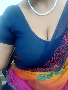 tami lavanya online show from 03/12/26, 04:18