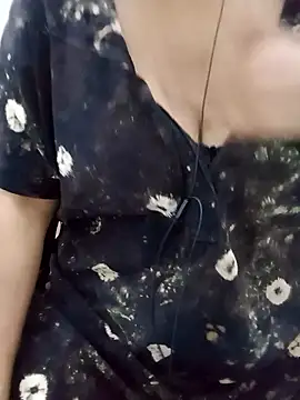 Snapshot of tami_lavanya chatting on 01/18/26, 05:38 tami lavanya online show from 01/18/26, 05:38