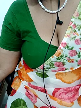 Snapshot of tami_lavanya chatting on 02/02/26, 12:48 tami lavanya online show from 02/02/26, 12:48