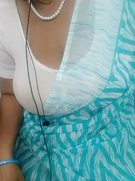 Snapshot of tami_lavanya chatting on 02/14/26, 09:20 tami lavanya online show from 02/14/26, 09:20