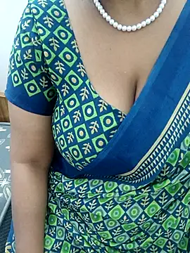 Snapshot of tami_lavanya chatting on 01/08/26, 03:34 tami lavanya online show from 01/08/26, 03:34