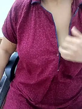 Snapshot of tami_lavanya chatting on 01/07/26, 09:14 tami lavanya online show from 01/07/26, 09:14