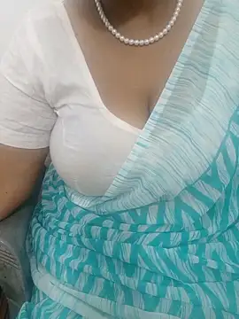 Snapshot of tami_lavanya chatting on 02/12/26, 01:44 tami lavanya online show from 02/12/26, 01:44