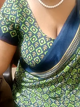 tami lavanya online show from 10/08/25, 09:33