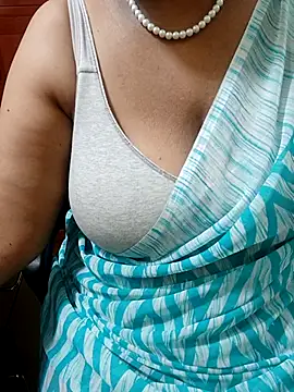 tami lavanya online show from 09/11/25, 04:07